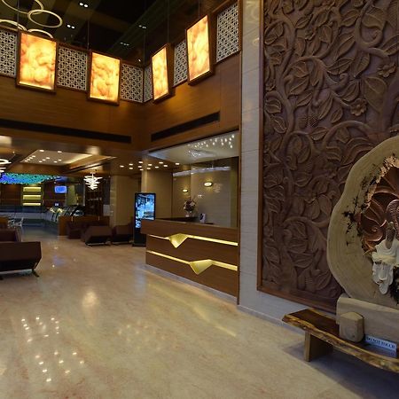 Hotel H - Sandhill Hotels Private Limited Ānand Kültér fotó