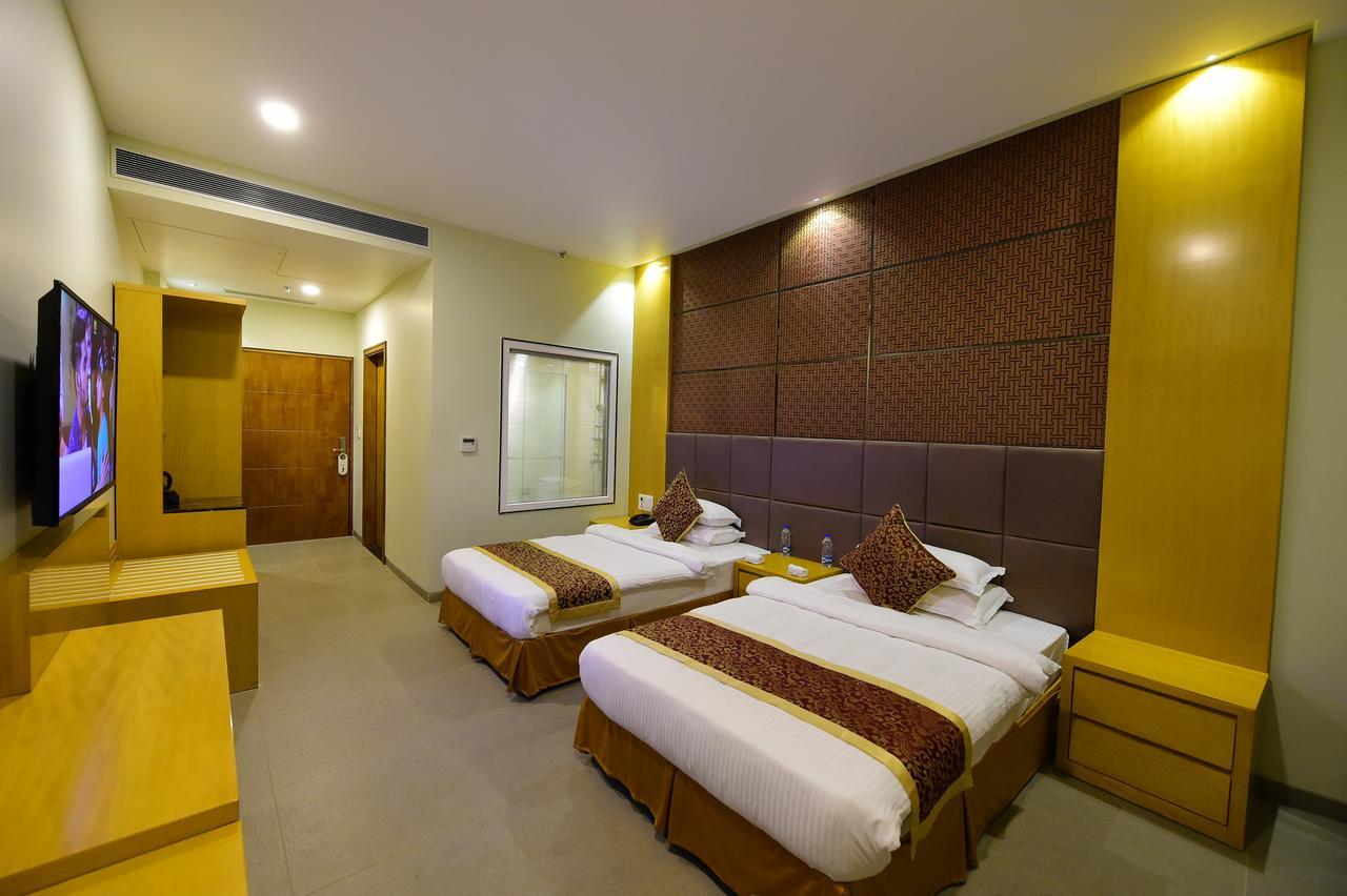 Hotel H - Sandhill Hotels Private Limited Ānand Kültér fotó