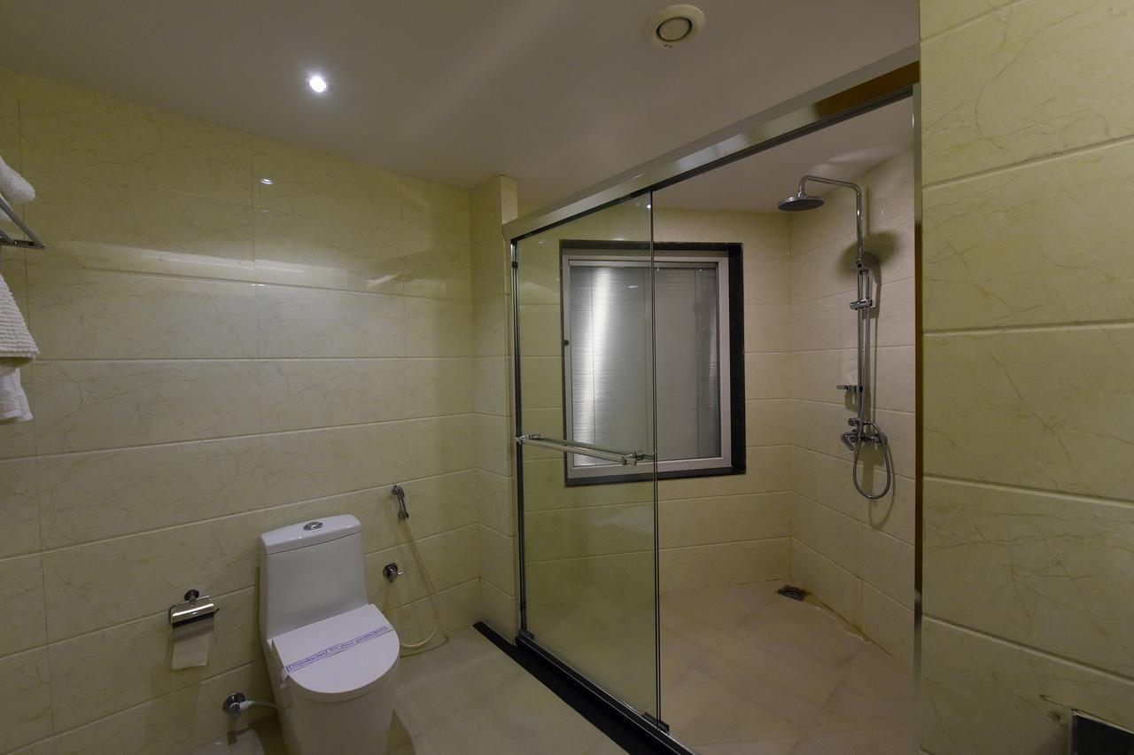 Hotel H - Sandhill Hotels Private Limited Ānand Kültér fotó