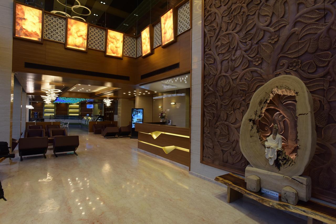 Hotel H - Sandhill Hotels Private Limited Ānand Kültér fotó
